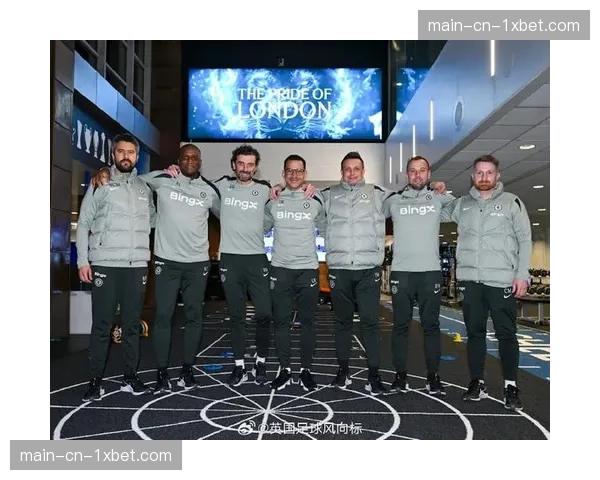 战术板：解析斯特拉斯堡主帅在0-2落后时扭转战局的换人